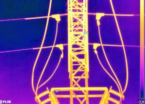 Inspección de Aisladores en Torres de BT y MT